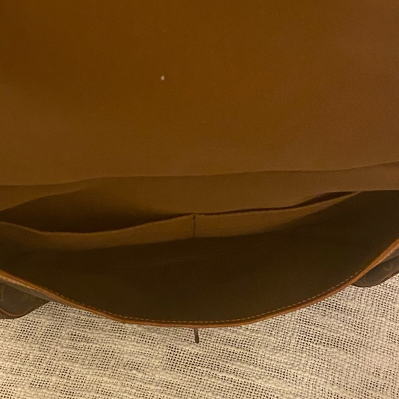 🚫SOLD🚫Authentic Louis Vuitton Saumur 35 - Picture 9 of 15